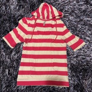 Women’s Old Navy hooded short sleeve shirt, pink and white, size Large